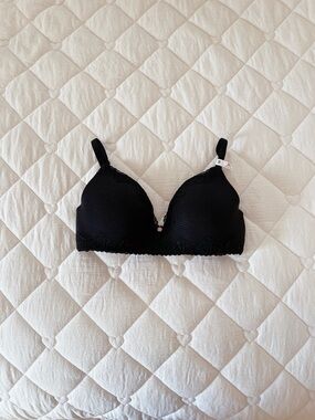 victoria’s secret cotton shadow stripe lightly lined wireless bra black